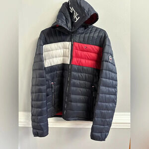NWOT Tommy Hilfiger men’s hooded jacket